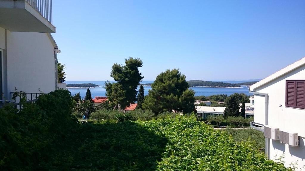 Apartments Mare 2 Hvar Town Extérieur photo