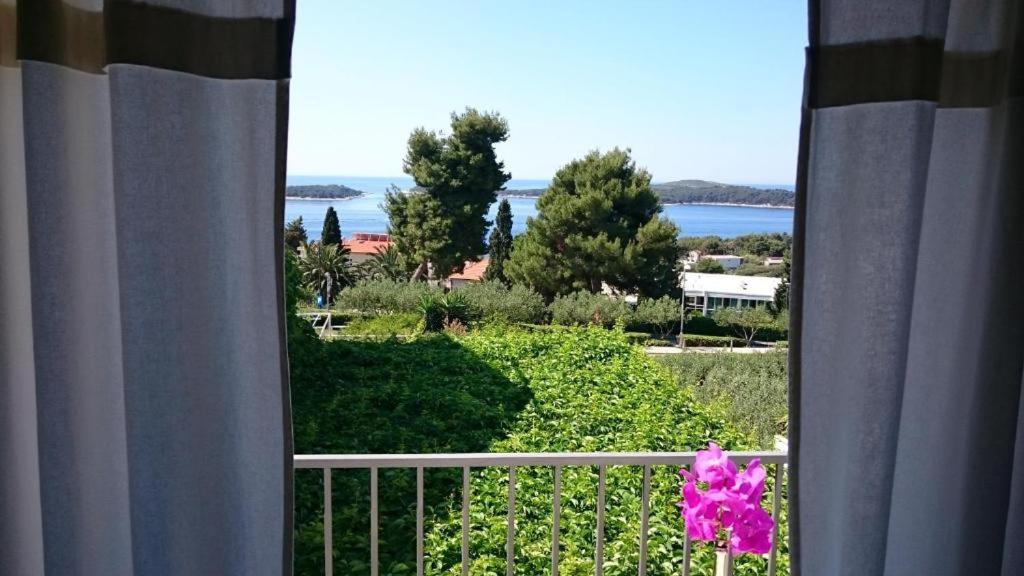 Apartments Mare 2 Hvar Town Extérieur photo